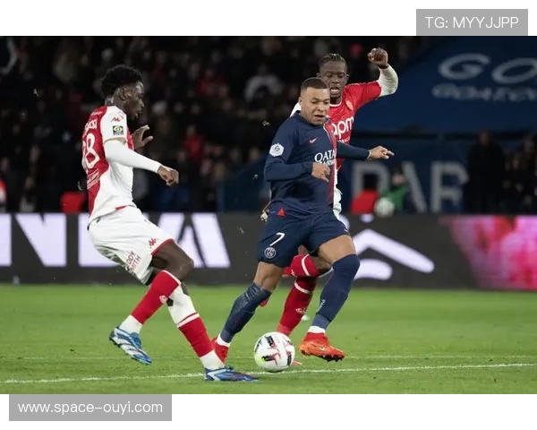 巴黎圣日耳曼vs摩纳哥，榜首大战或决定冠军走向