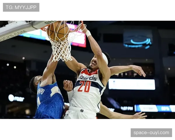 五年前的本月：雄鹿队凭借窒息的转换防守，开启了一段冠军征程