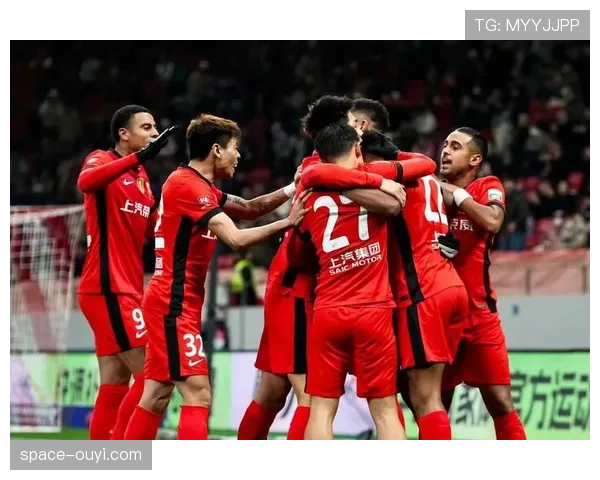 浙江队3-0完胜长春亚泰，莱昂纳多上演帽子戏法